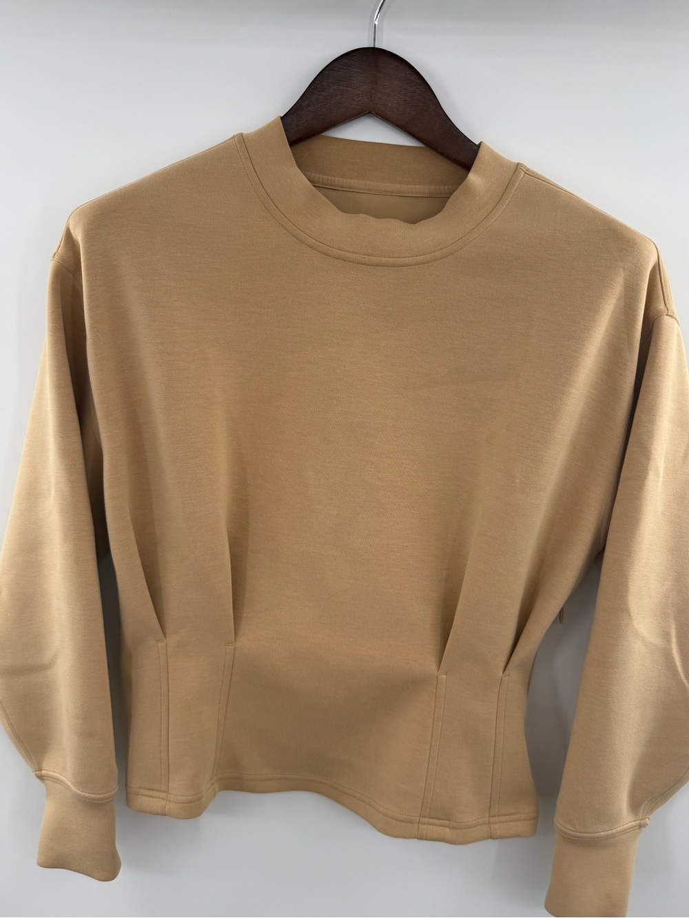 Lululemon Gathered Waist Crew Pullover Pecan Tan Women’s Sz 8 Estimated Modal